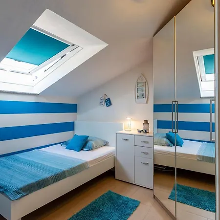 Apartment Ember Pula